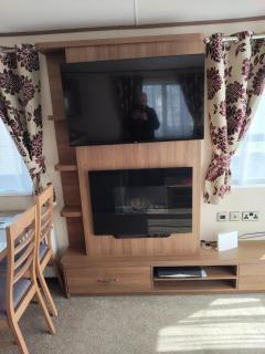 Modern Caravan At Felixstowe Beach Holiday Park In Suffolk Ref 55037Rc - 9
