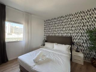 Trumpeldor 1 - Luxury Beach Apartments Hotel - By Vacay - 6