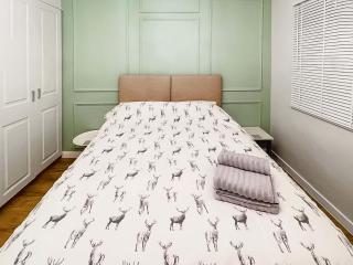 Mulberry House - 2