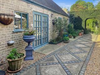 The Potting Shed - 6