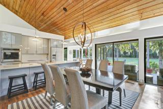 Sunny Shores - 3