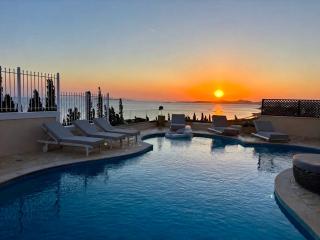 Seaview Villa Resort Lagonissi - Walk to Beach - 9