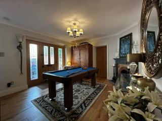 Luxury Surrey Hills 5BR with hot tub, set in woodland - 3