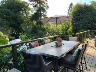 Luxury Surrey Hills 5BR with hot tub, set in woodland - 4