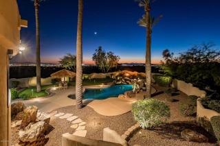 Happy Valley Hideaway Resort-like home with amazing views walking distance to hiking trails - 8