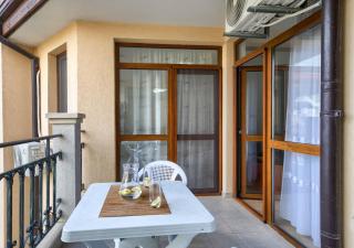 Spacious Arcadia - 3
