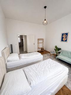 Comfort 1-Bedroom Apartment - 7