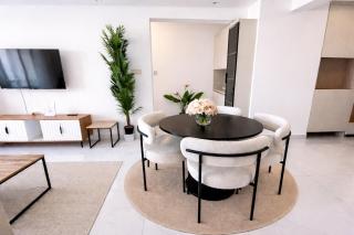 High-Floor 1BR Kileleshwa, Balcony and City Views - 4