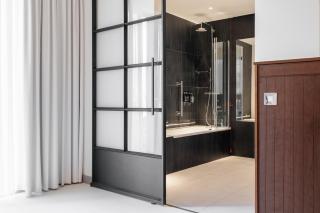 Ruby Molly Hotel Dublin by IHG - 9