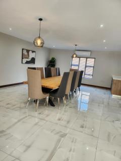 Diamond and Pearl Holiday Home - 4
