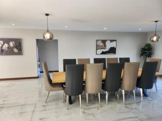Diamond and Pearl Holiday Home - 2