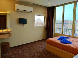 Pyramids Tower INN - 5