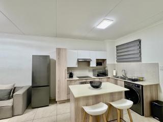 Sleek Dynamic Residence - 3