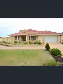 Double Room Near Stunning Beaches - 8
