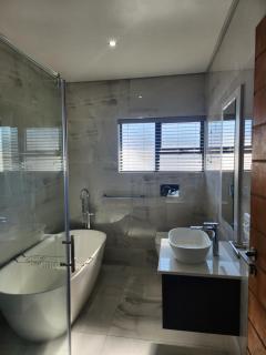 Diamond and Pearl Holiday Home - 1