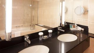 Crowne Plaza Zürich by IHG - 4