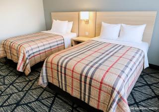 Hotel Butler Inn - 3