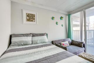 Beachfront Wildwood Crest Condo with Pool Access! - 2