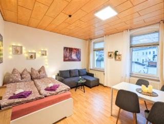 Urlaubsmagie - Ferienwohnung Ruheort - Garten & Saisonaler Pool - 0