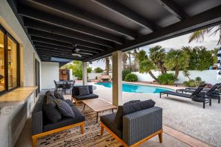 Exciting backyard entertainment and close to exclusive golf courses at La Quinta Del Sol - 7
