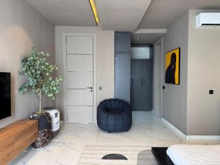 Luxe 2BR in Lekki with 24-7 Power, Pool and Security - 3