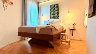 Central Bucharest Design Studios - Cozy, Modern and Steps from Piața Romană - 3