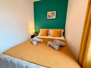 Modern Escape Oasis Free Parking 14PPL - 5