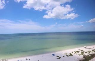 Resort Pool, Beach Access & South End Island Escape Awaits - Bella Lago - Roelens - 6