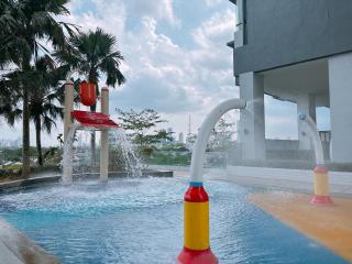 Mosaic Southkey Residence Near Midvalley Shopping Mall - 3