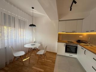 Next Door Apartments with Free Private Parking - 3