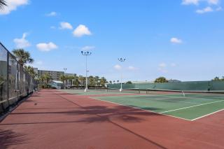 Pinnacle Port, C2-301 - 6
