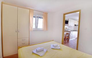 Cozy ground-floor apartment in Umag - 8
