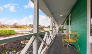 Lifestyle Holiday House - 1