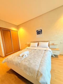 Cozy Apartment in Dar Bouazza with Pool - 8
