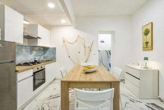 Kai Loft & Suite - By the Sea - 3