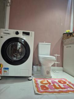 Flat completo e bem localizado em Alphaville com garagem e Alexa - 6