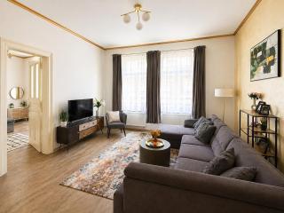 Spacious 95m2 Riverside Apartment Zborovska Prague Smichov - 0