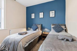 2 Bedroom House, ideal for contractors or larger groups - 2
