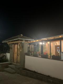 B Vishe Guest House - 2