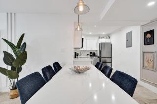 Modern 2BR 2BA Condo, Steps to Beach and Resort Amenities 1411 - 5