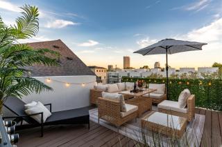 Sleeps 20! Luxury Twin Bldg Near Dtown Pet-Friendly - 2