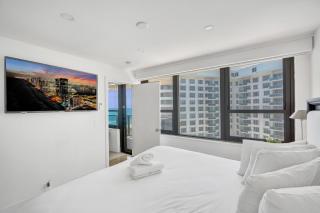 Modern 2BR 2BA Condo, Steps to Beach and Resort Amenities 1411 - 6