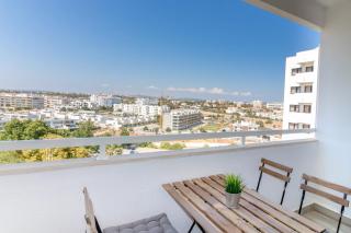 #048 Sunrise Apartment Pool & Bright Space - 8