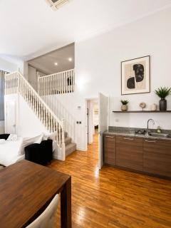 Beautiful 2 Floor 3BR House Walk to Liverpool St - 7