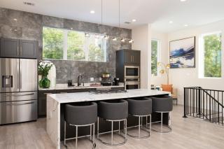 Sleeps 40! 4 Luxe Homes! Pet-Friendly Rice Military - 4