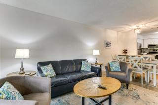2 Blocks to Beach: Hilton Head Condo, Pool Access - 7