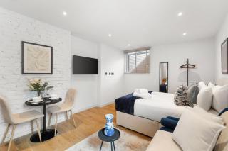 Cozy Urban Retreat - North London Gem - 5