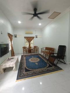 RaRo Homestay - 3