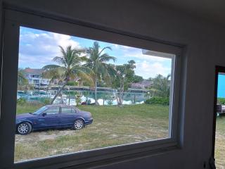 Waterfront unit with dock n 100ft seawall for boat, cristal Atlantic waters - 0