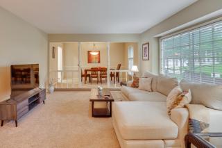 13 Mi to Arrowhead: Family-Friendly Home w/ Yard - 6
